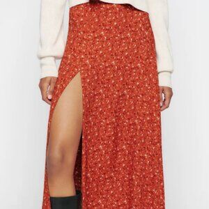 Reformation zoe skirt in size 0